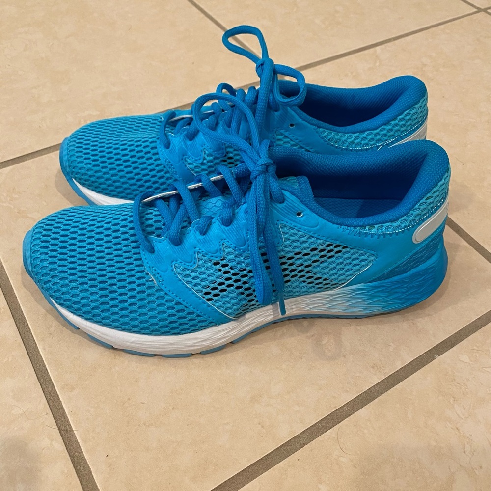 Asics Road Hawk FF2 Size 7.5 Bright Blue Running Athletic Shoes